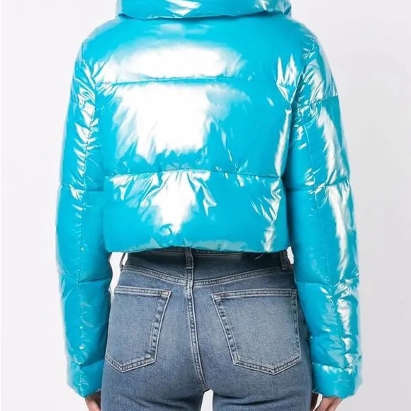 Canadian Club glossy-effect cropped High Neck puffer jacket Size Small - Picture 14 of 16